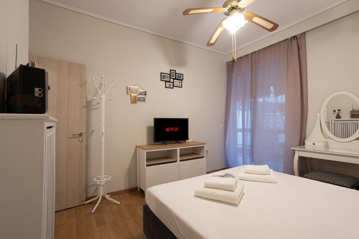 Glyfada Golf Fourth Floor Apartment 아테네 외부 사진